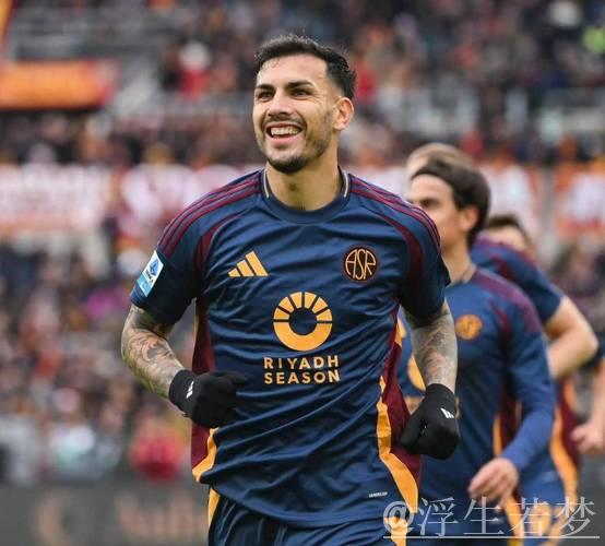 全市场：帕雷德斯被换下场后发泄情绪踢飞水瓶，无视拉涅利未互动