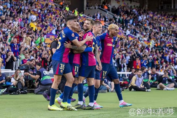 西甲争冠形势再度混乱！皇马追平巴萨，三队仅差1分，马竞放缓脚步