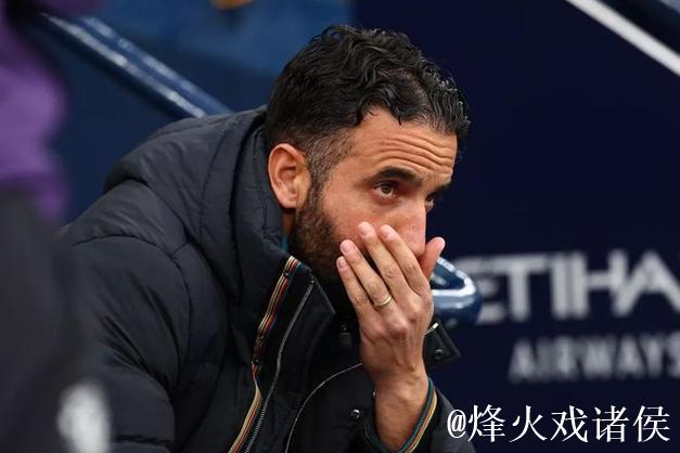 曼联主教练阿莫林下课 此前炮轰俱乐部 曼联主教练阿莫林下课 此前炮轰俱乐部