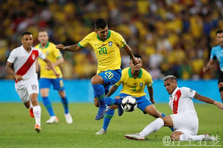 巴西击败巴拉圭锁定世界杯席位 巴西击败巴拉圭锁定世界杯席位